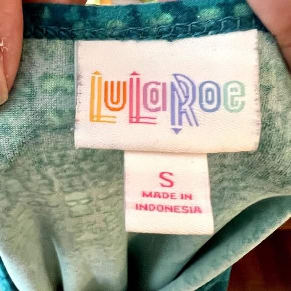 LuLaRoe Irma Simply Soft T-Shirt Hi-low Hem Women's Size Small - Picture 5 of 7